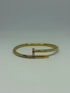 Luxe Nail Crystal Cuff