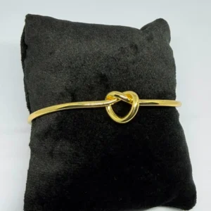 The Delicate Knot Cuff