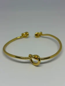 The Delicate Knot Cuff