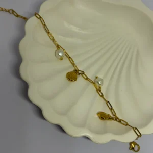 The Ocean Pearl Chain